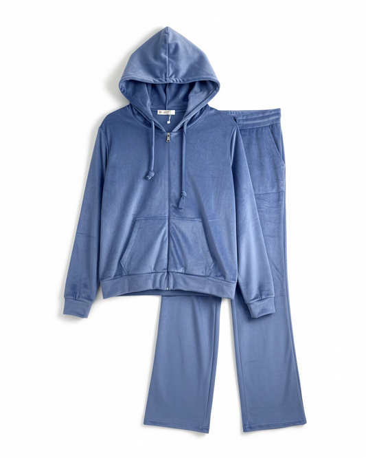 Women's velvet pajama set with zipper