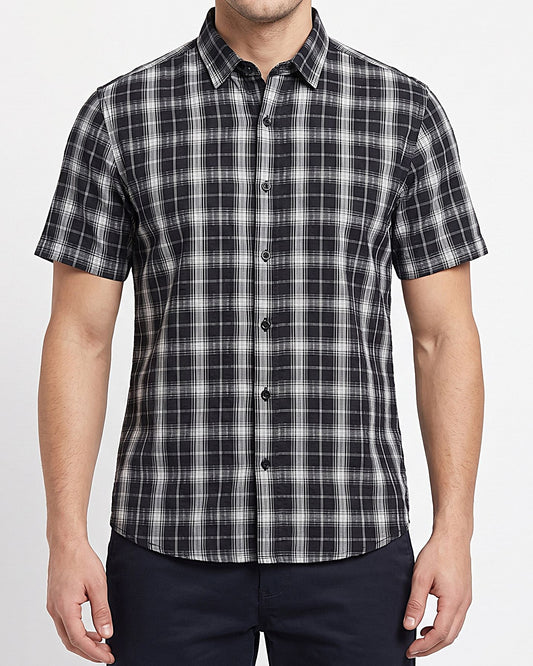 Men's Short-Sleeve Checkered Shirt