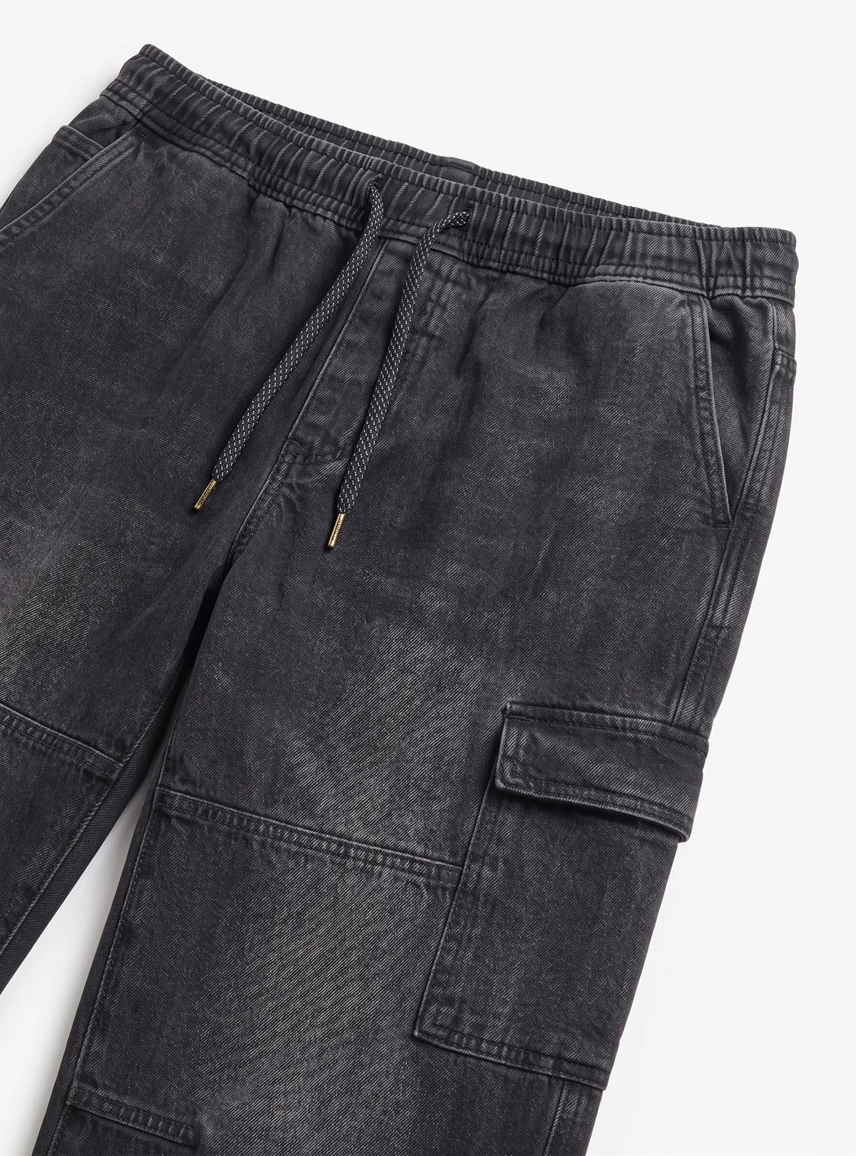 Men's black wide-leg jeans made of 99% cotton and 1% elastane with elastic waist by TREE   