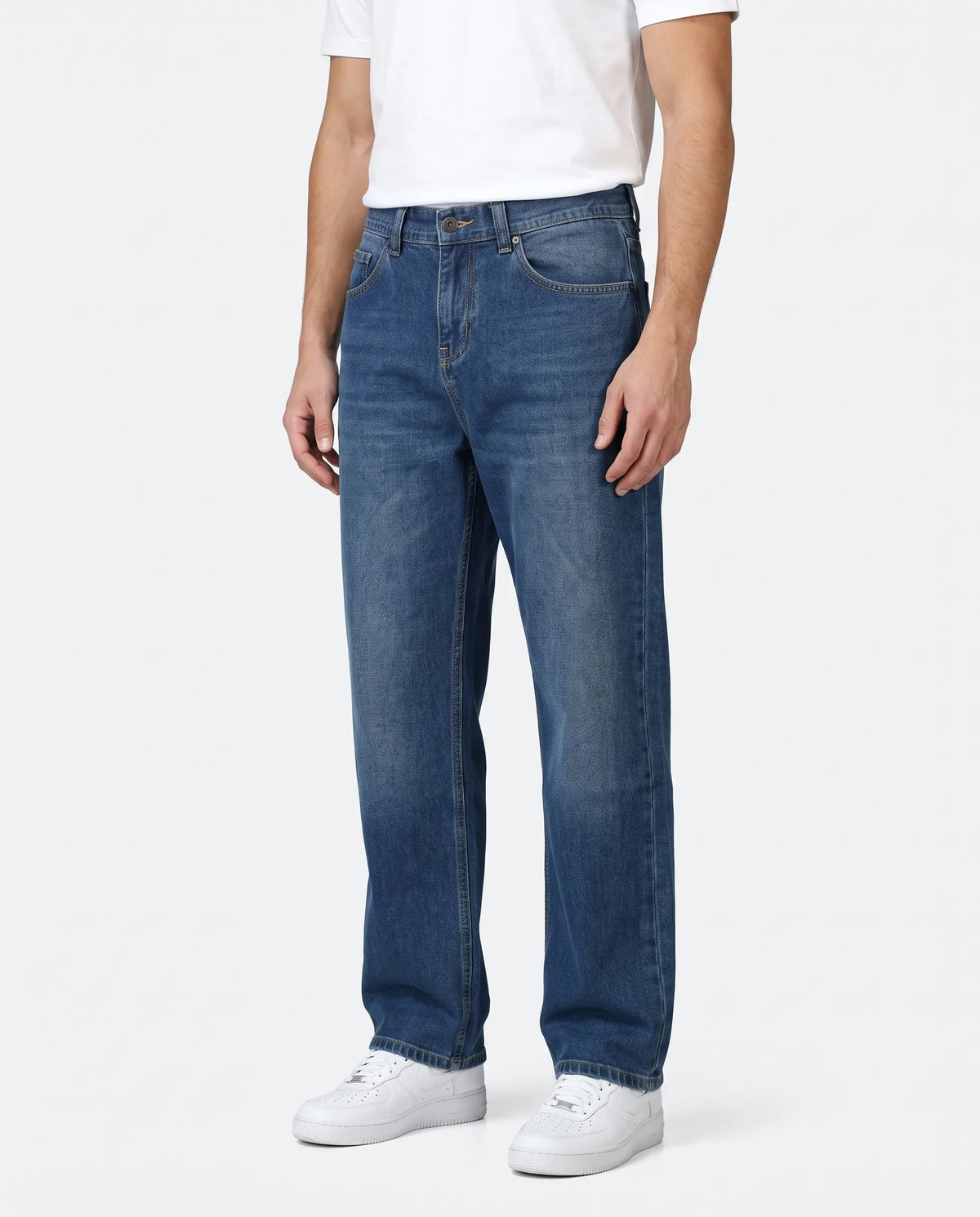 Men's blue wide-leg jeans with fixed waist and button closure by TREE   