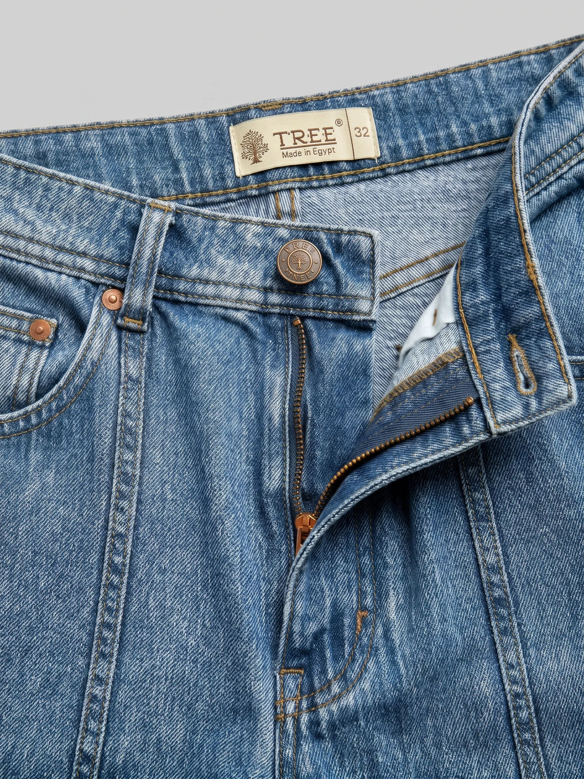 Men's light blue wide-leg jeans with front patch pockets and fixed waist by TREE   