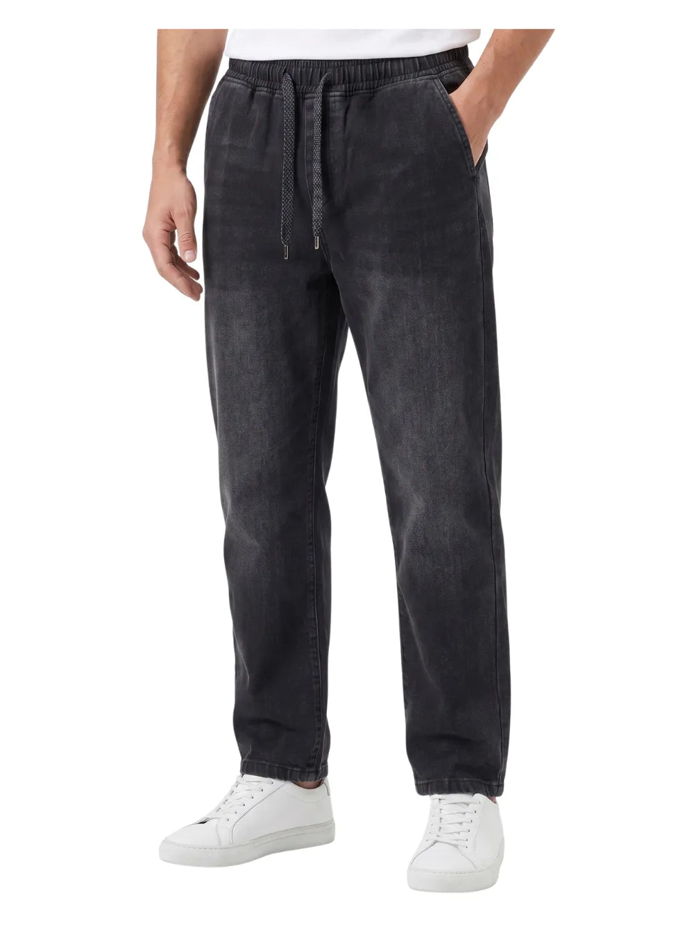 Front view of a man wearing wide-leg jeans in black by TREE