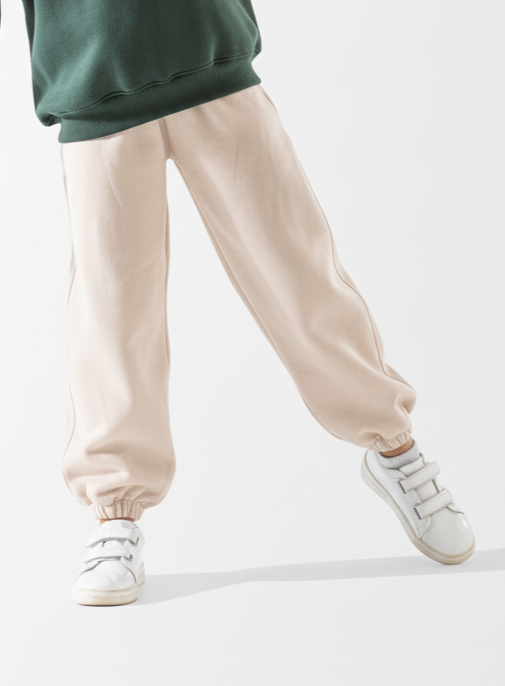 Girl`s Sweatpants Fashion